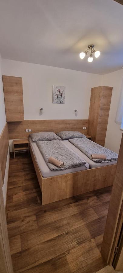 Apartmany Moravia Milovice  Buitenkant foto