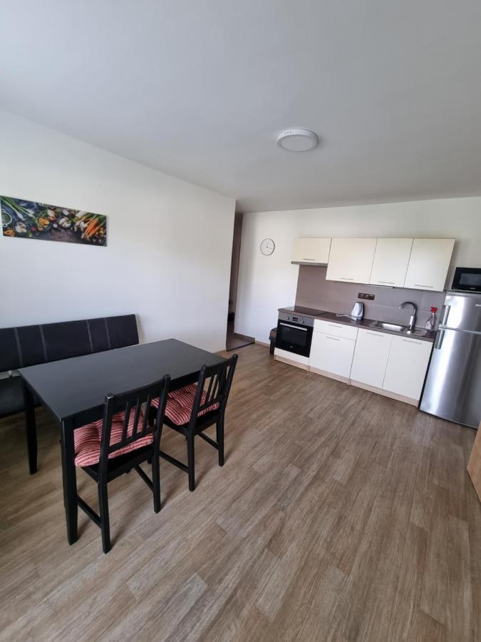 Apartmany Moravia Milovice  Buitenkant foto