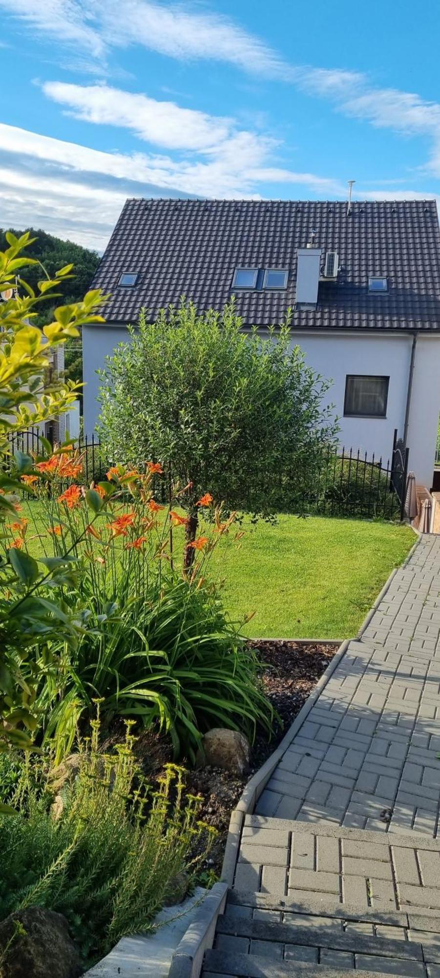 Apartmany Moravia Milovice  Buitenkant foto