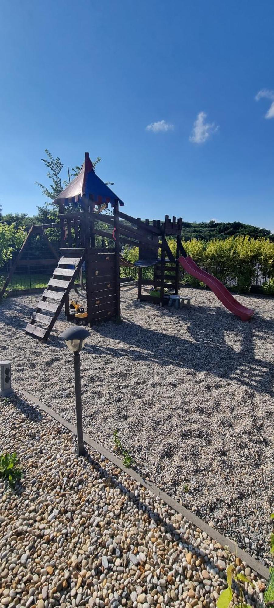 Apartmany Moravia Milovice  Buitenkant foto